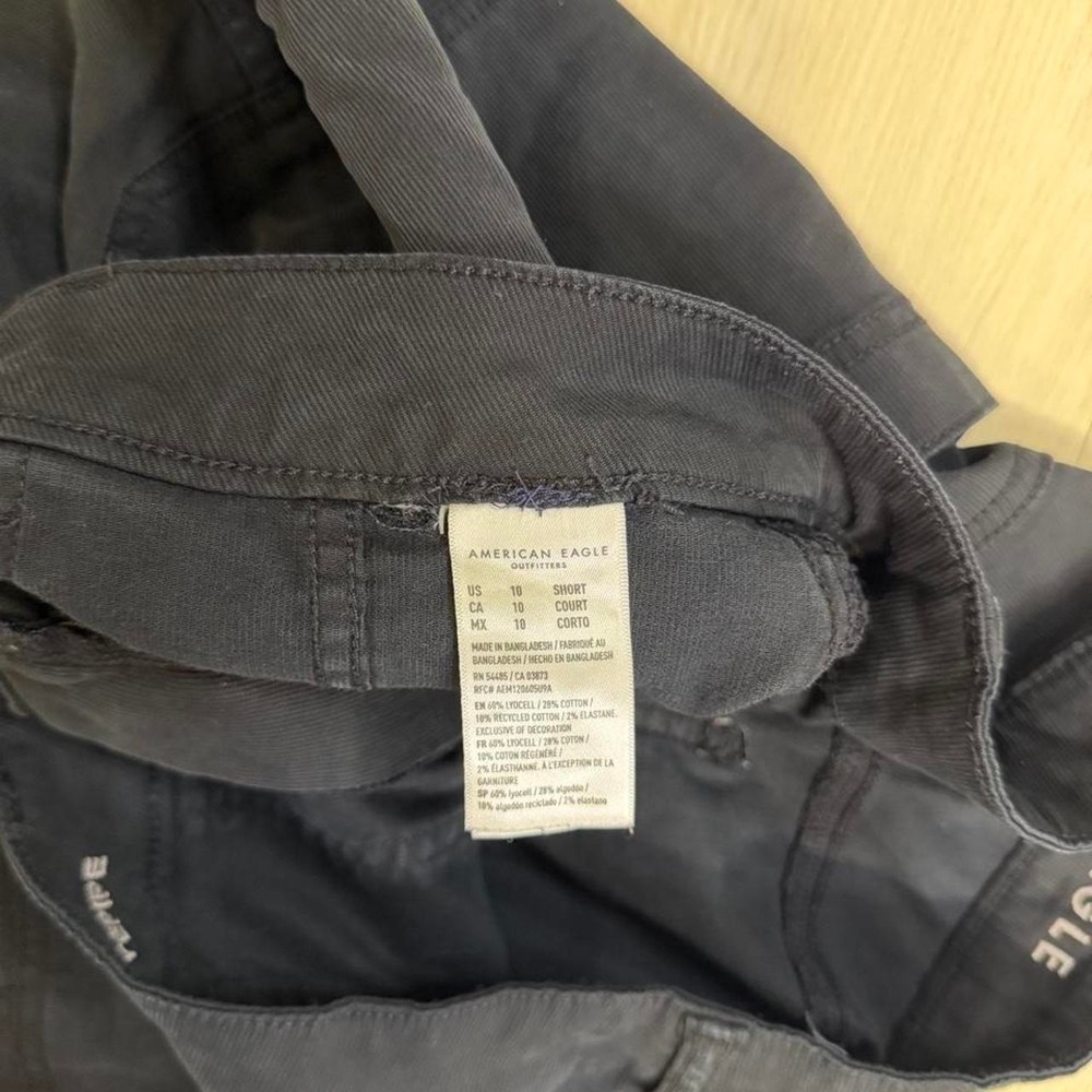American Eagle Stovepipe Black Cargo Pants Womens Size 10 Short - Picture 4 of 6